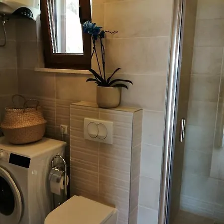 Kuca Za Odmor Gnjila U Uvali Iznad Prekrasne Plaze * Zavala