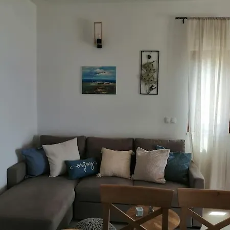 Kuca Za Odmor Gnjila U Uvali Iznad Prekrasne Plaze Tatil Evi *