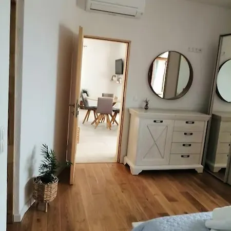 Kuca Za Odmor Gnjila U Uvali Iznad Prekrasne Plaze * Zavala