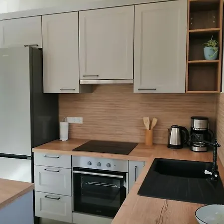 Tatil Evi Kuca Za Odmor Gnjila U Uvali Iznad Prekrasne Plaze *