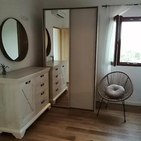 Tatil Evi Kuca Za Odmor Gnjila U Uvali Iznad Prekrasne Plaze