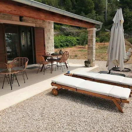 Kuca Za Odmor Gnjila U Uvali Iznad Prekrasne Plaze Tatil Evi Zavala